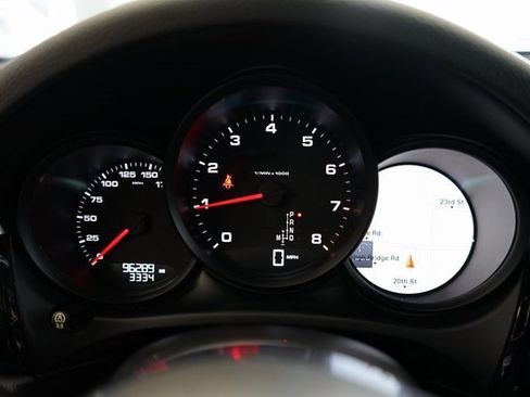 Used 2018 Porsche Macan image 36