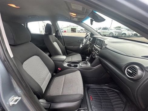Used 2020 Hyundai Kona SE image 13