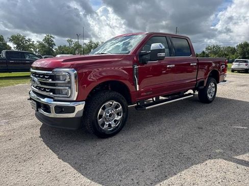 New 2025 Ford F250 Lariat w/ Chrome Package image 4