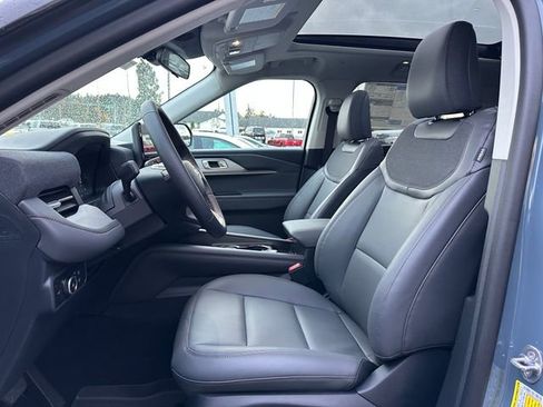 New 2026 Ford Explorer Active w/ Active Comfort Package image 9
