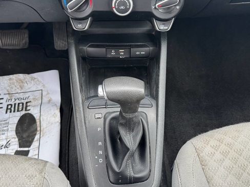 Used 2018 Kia Rio S image 11