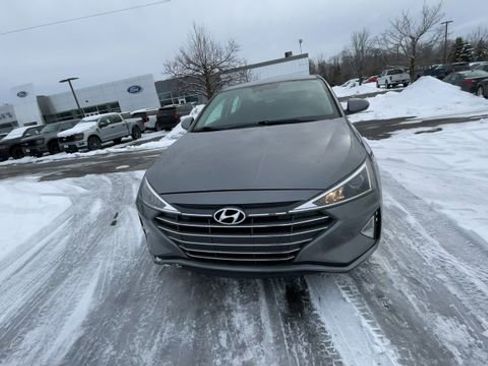 Used 2020 Hyundai Elantra SE w/ Cargo Package (C1) image 3