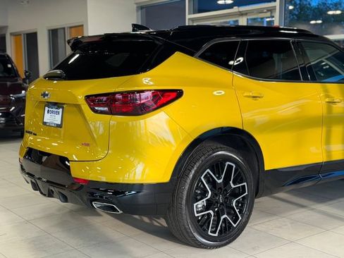 Used 2023 Chevrolet Blazer RS w/ Driver Confidence II Package AWD/4WD image 11