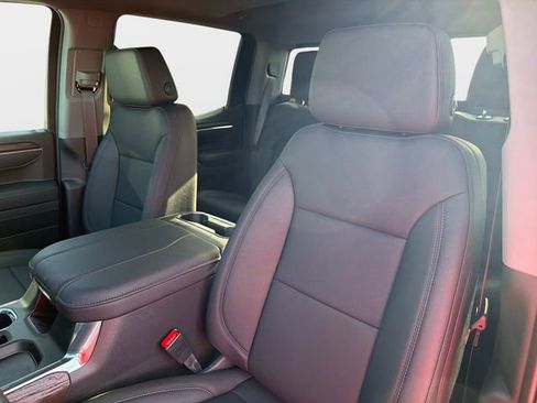 New 2026 GMC Sierra 1500 SLT w/ SLT Premium Package image 19