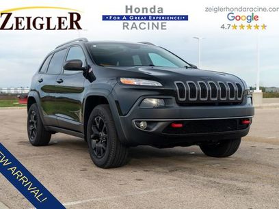 Used 2016 Jeep Cherokee Trailhawk w/ Comfort/Convenience Group