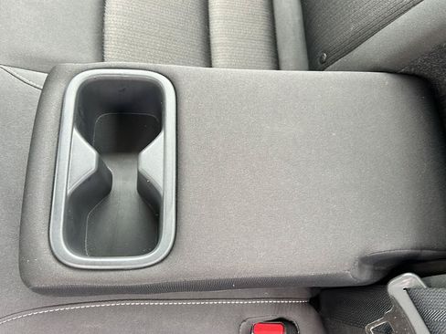Used 2024 Nissan Altima 2.5 SV FWD image 21