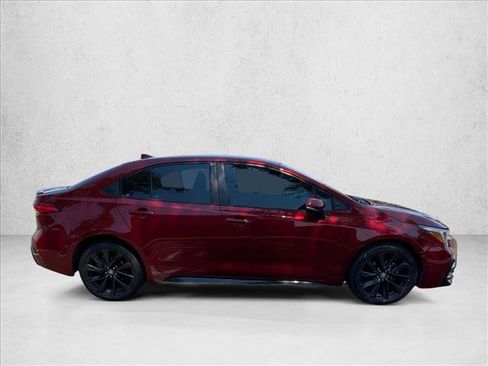 Used 2023 Toyota Corolla SE FWD image 4