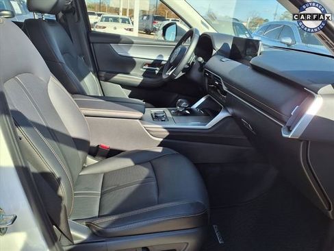 Certified 2025 MAZDA CX-90 3.3 Turbo w/ Preferred Package image 19