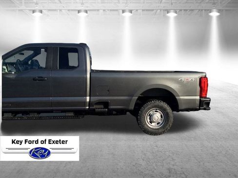 New 2026 Ford F250 XL w/ XL Off-Road Package image 12