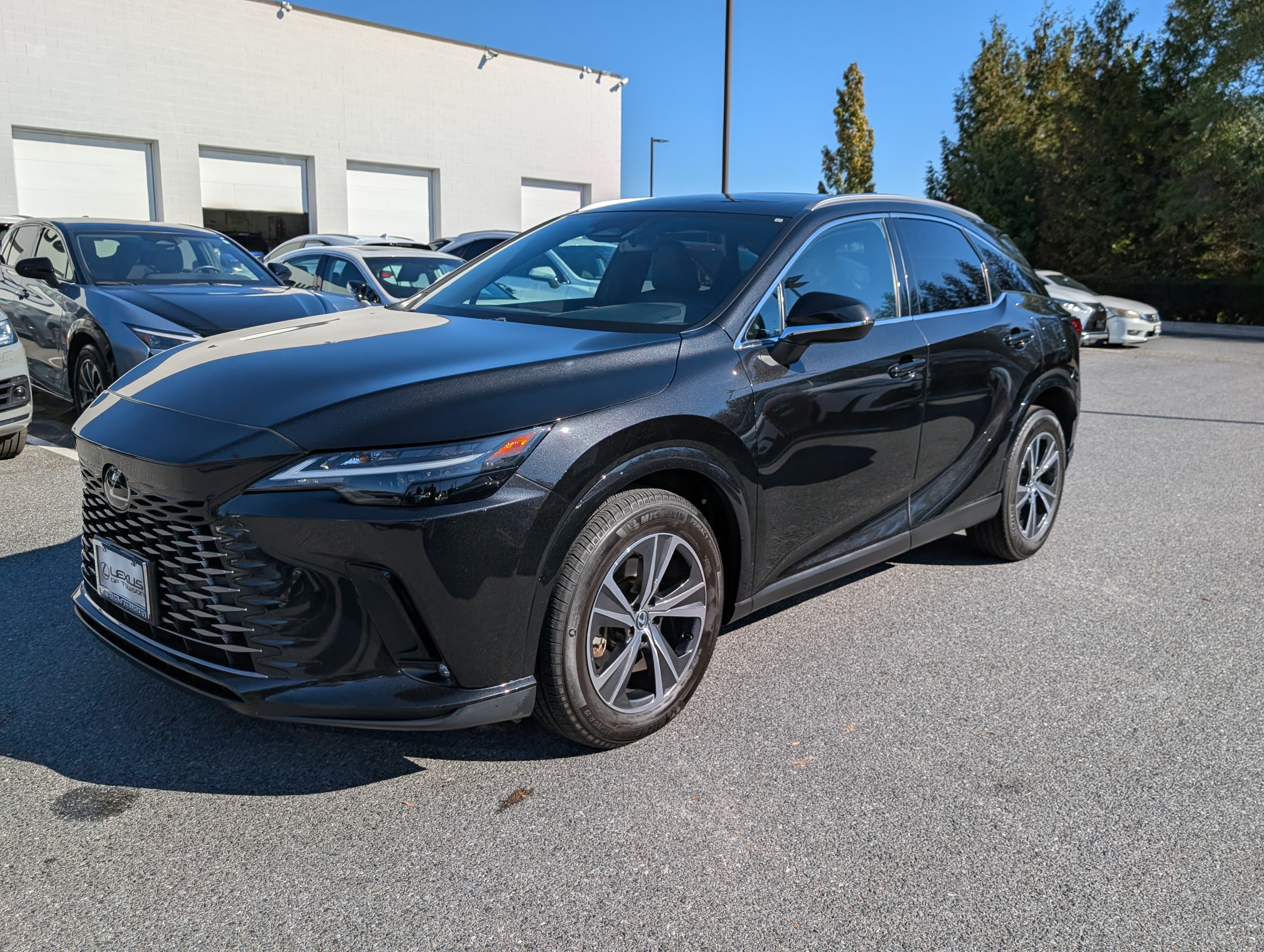 Used 2024 Lexus RX 350 Premium w/ Accessory Package (Z1) AWD/4WD image 7