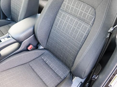 Certified 2024 Honda HR-V LX image 29