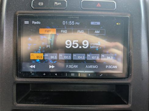 Used 2018 Ford F250 XLT image 11