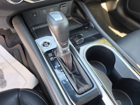 Used 2024 Nissan Altima 2.5 SR w/ SR Premium Package FWD image 32