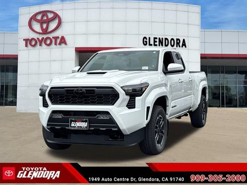 New 2026 Toyota Tacoma TRD Sport RWD image 4