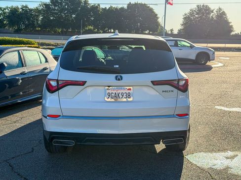 Used 2023 Acura MDX FWD image 7