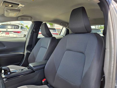 Used 2024 Toyota Prius LE AWD/4WD image 22