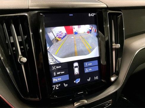 Used 2020 Volvo XC60 T6 Momentum image 22