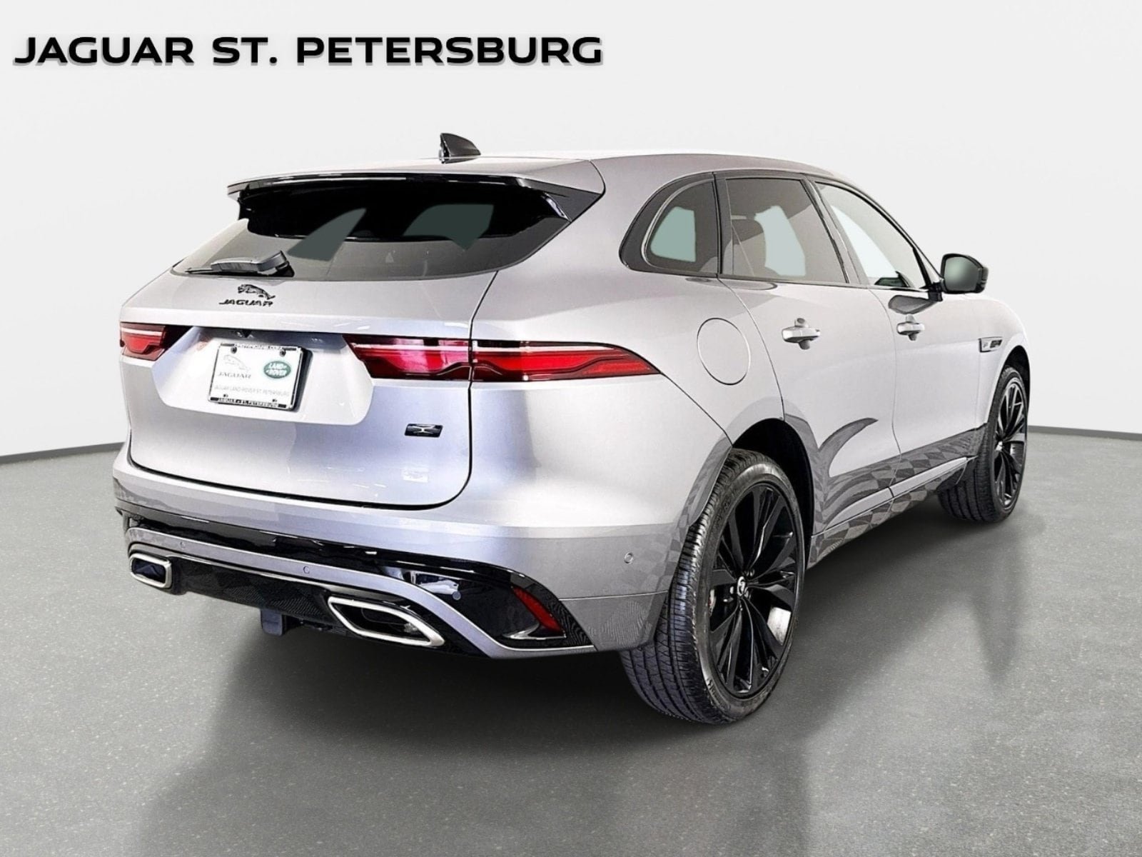 Used 2026 Jaguar F-PACE R-Dynamic S AWD/4WD image 5