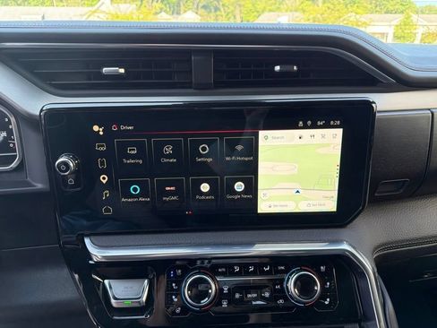 Used 2023 GMC Sierra 1500 Denali AWD/4WD image 59