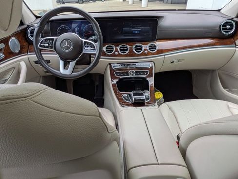 Used 2019 Mercedes-Benz E 300 image 18