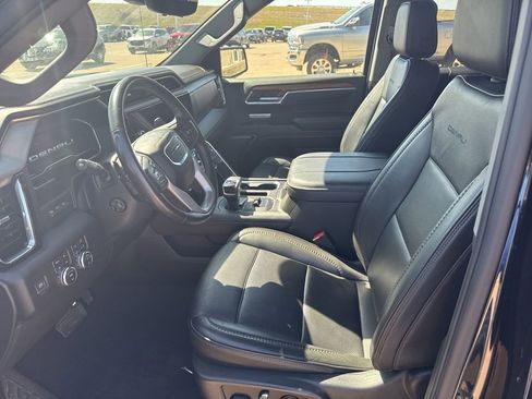 Used 2023 GMC Sierra 1500 Denali w/ Denali Reserve Package image 12