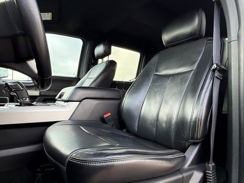 Used 2018 Ford F150 Lariat AWD/4WD image 15