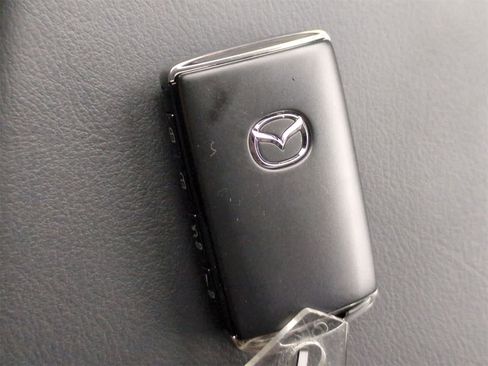 New 2025 MAZDA CX-5 AWD 2.5 S w/ Premium Plus Pkg image 34