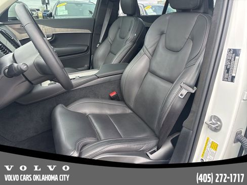 Certified 2025 Volvo XC90 B6 Ultra w/ Lounge Package image 8