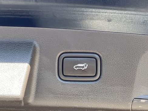 Used 2022 Kia Telluride SX w/ Towing Package image 30