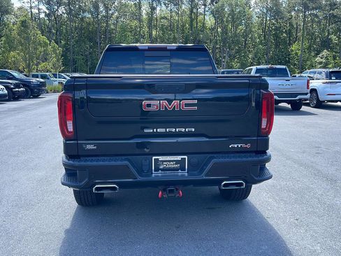 Used 2021 GMC Sierra 1500 AT4 w/ AT4 Value Package AWD/4WD image 6