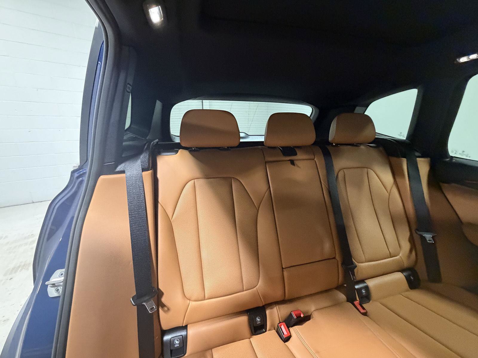 Used 2024 BMW X3 xDrive30i w/ Premium Package AWD/4WD image 10