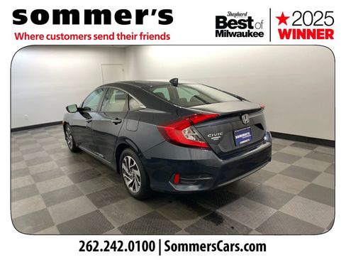 Used 2018 Honda Civic EX image 3