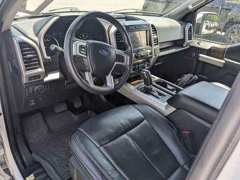 Used 2020 Ford F150 Lariat w/ Equipment Group 502A Luxury AWD/4WD image 18