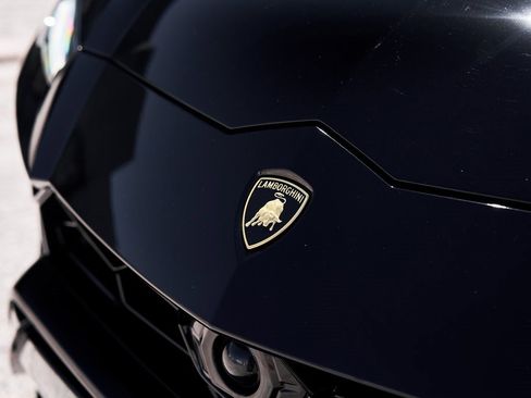 Used 2022 Lamborghini Urus image 6