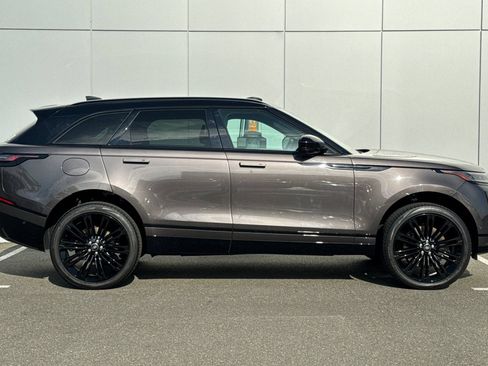 Certified 2026 Land Rover Range Rover Velar Dynamic SE AWD/4WD image 6