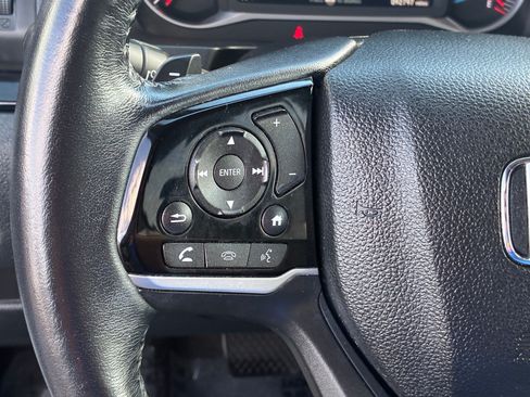 Used 2021 Honda Pilot Touring image 19
