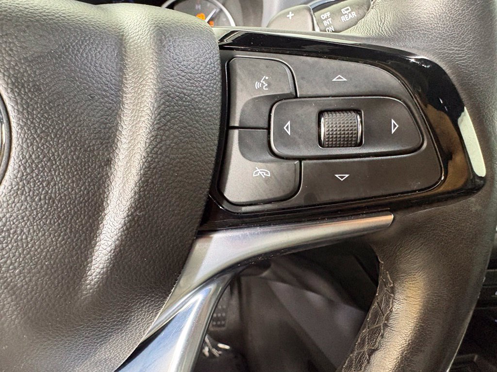 Used 2023 Buick Enclave Premium w/ Experience Buick Package FWD image 26