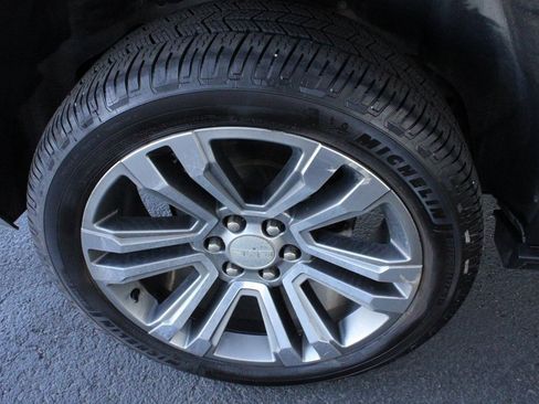 Used 2018 GMC Yukon XL Denali w/ Denali Ultimate Package image 77