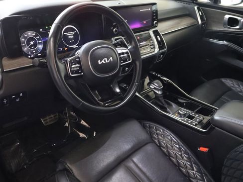Used 2023 Kia Sorento SX Prestige AWD/4WD image 19