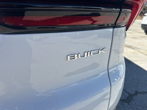 Used 2025 Buick Enclave Sport Touring w/ Power Package image 14