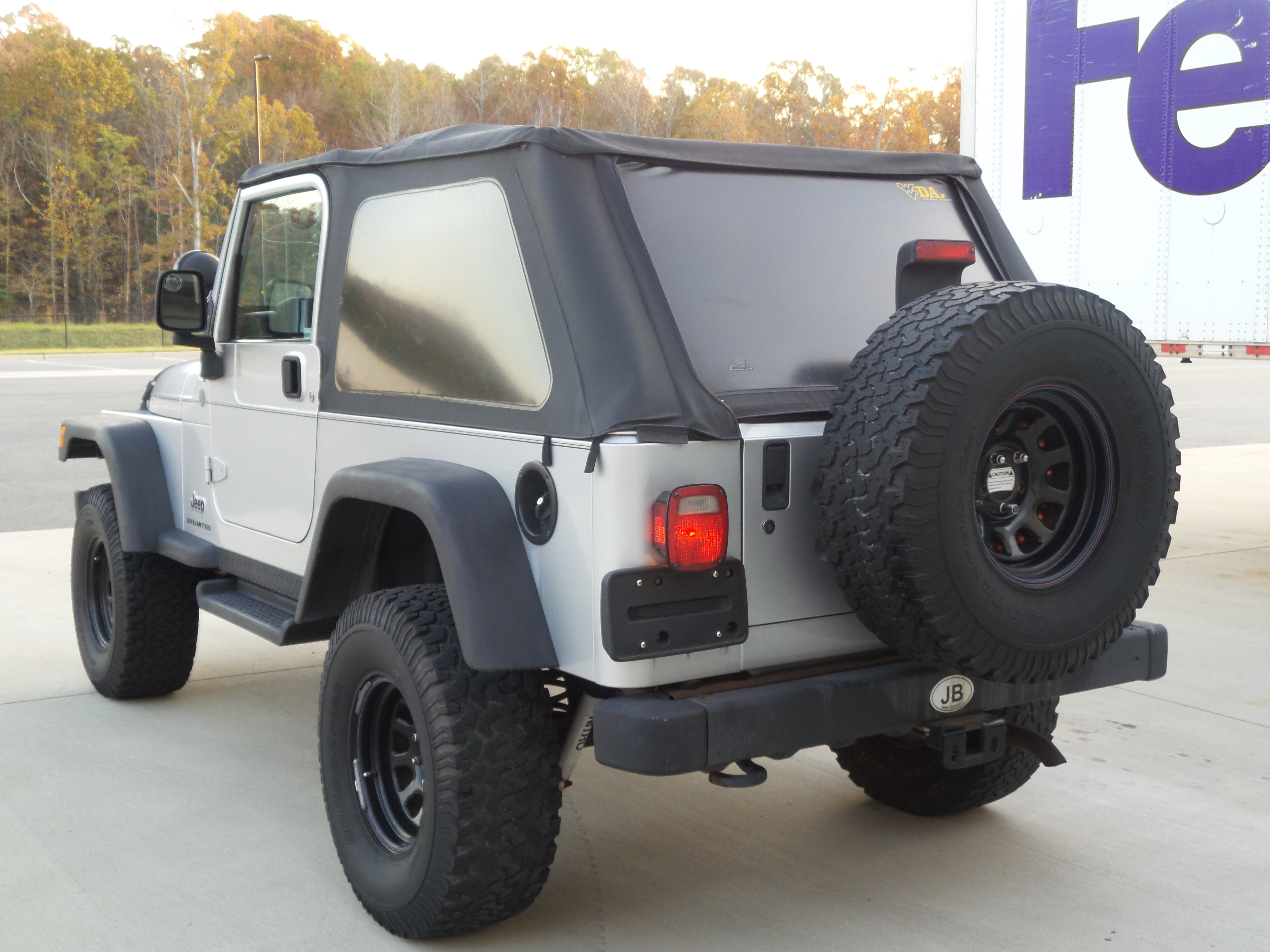 Used 2004 Jeep Wrangler 4WD image 5