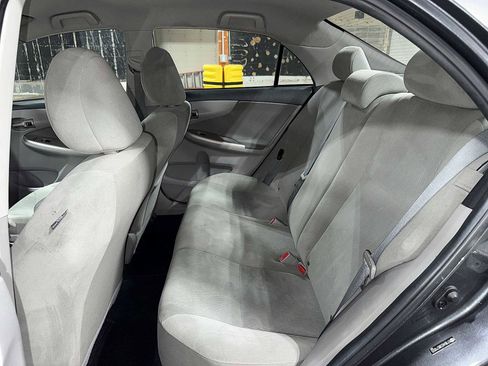 Used 2011 Toyota Corolla LE image 17