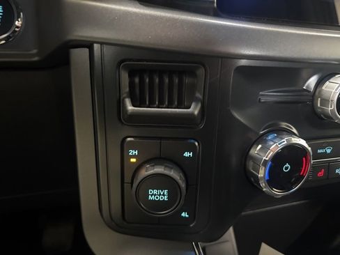 Used 2025 Ford F150 XLT w/ Equipment Group 302A MID image 34