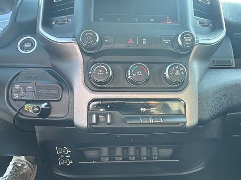 Used 2024 RAM 3500 Big Horn AWD/4WD image 21