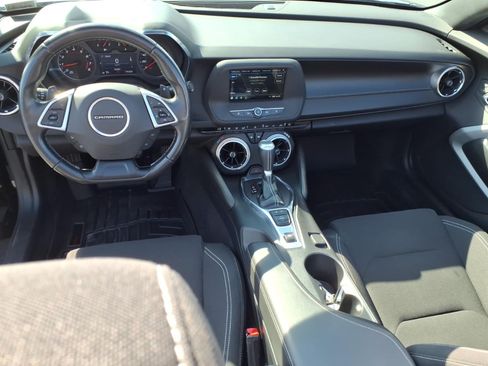 Certified 2019 Chevrolet Camaro LT RWD image 7