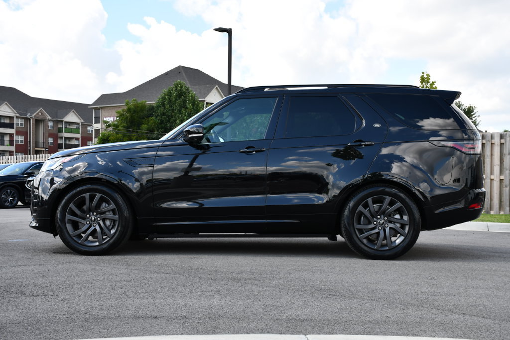 Used 2023 Land Rover Discovery S R-Dynamic AWD/4WD image 4