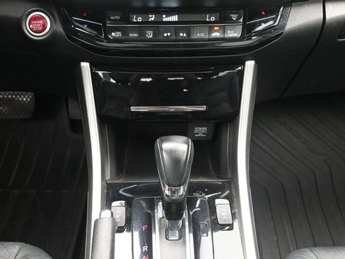 Used 2017 Honda Accord EX-L image 23
