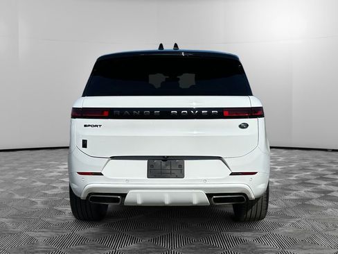 Used 2023 Land Rover Range Rover Sport SE Dynamic AWD/4WD image 4