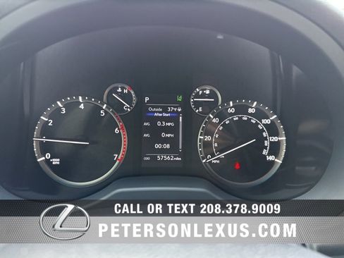 Used 2020 Lexus GX 460 Premium w/ Premium Package image 28