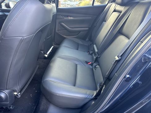 Used 2024 MAZDA MAZDA3 s image 25